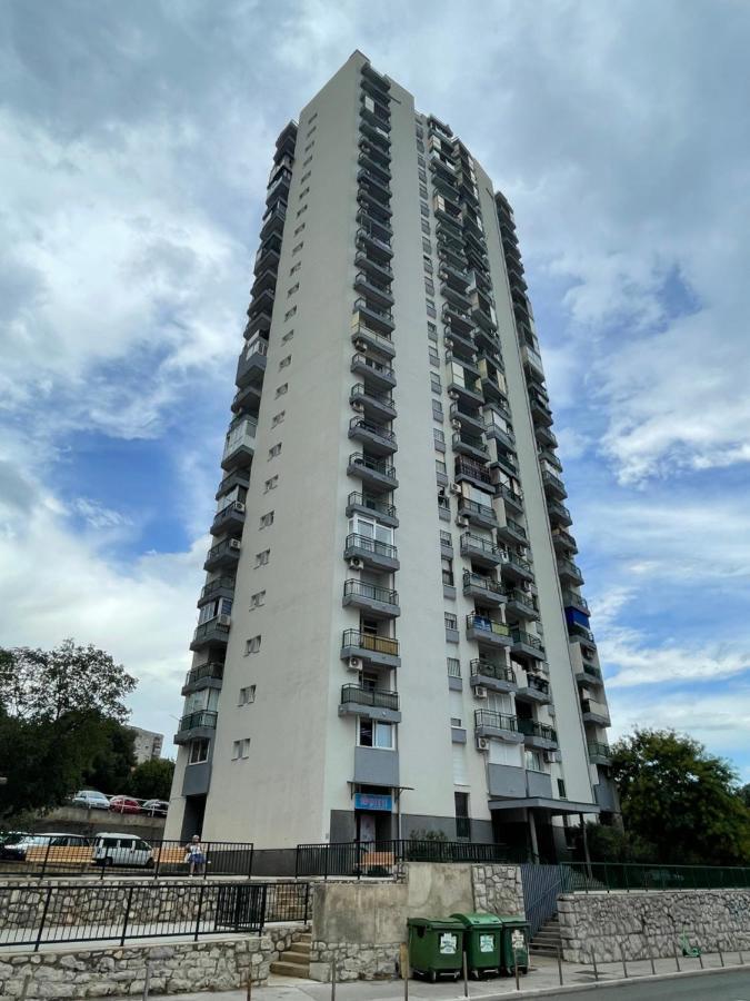 Apartment With Amazing City View 리예카 외부 사진