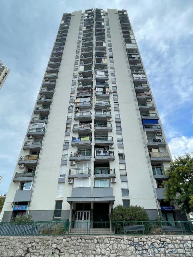 Apartment With Amazing City View 리예카 외부 사진
