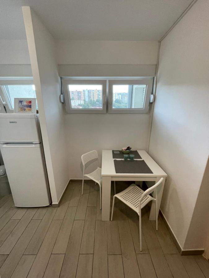 Apartment With Amazing City View 리예카 외부 사진